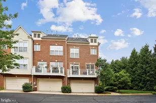 106 Meeting House Station Square, Herndon, VA 20170 - Photo 24