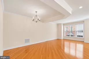 106 Meeting House Station Square, Herndon, VA 20170 - Photo 2