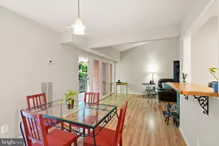 11835 Shire Ct, Reston, VA 20191 - Photo 12
