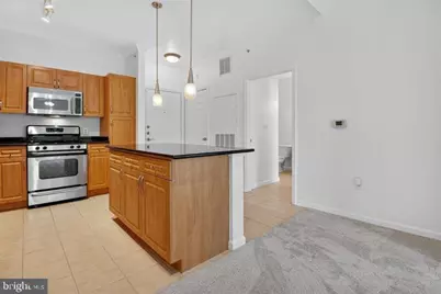 12945 Centre Park Circle #403, Herndon, VA 20171 - Photo 6