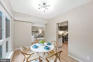11804 Breton Ct, Reston, VA 20191 - Photo 6