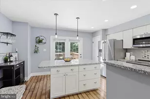 6526 Skylemar Trail, Centreville, VA 20121 - Photo 12