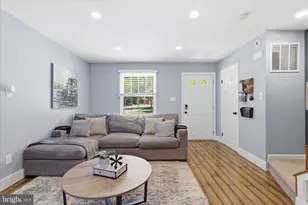 6526 Skylemar Trail, Centreville, VA 20121 - Photo 10