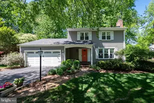 7118 Devonshire Rd, Alexandria, VA 22307 - Photo 2