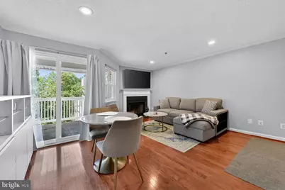 1524 Lincoln Way #416, McLean, VA 22102 - Photo 1
