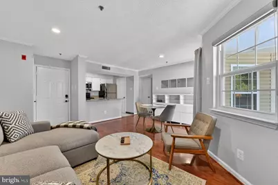 1524 Lincoln Way #416, McLean, VA 22102 - Photo 6