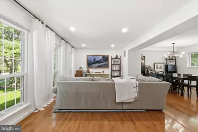 2412 Rosedown Drive, Reston, VA 20191 - Photo 6
