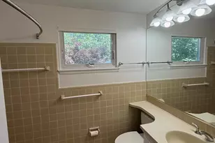 6534 Jay Miller Dr, Falls Church, VA 22041 - Photo 12