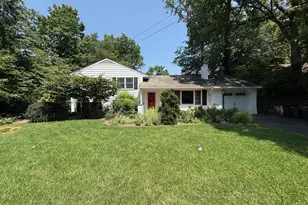 6534 Jay Miller Dr, Falls Church, VA 22041 - Photo 2