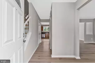14754 Basingstoke Loop, Centreville, VA 20120 - Photo 4