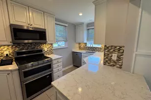 2906 Breezy Terrace, Alexandria, VA 22303 - Photo 10