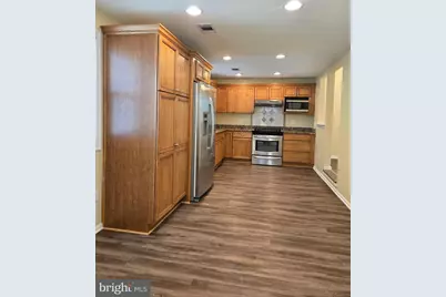 7236 Pimmit Court, Falls Church, VA 22043 - Photo 16