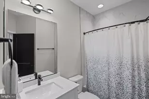7361 Blade Dr, Falls Church, VA 22042 - Photo 42