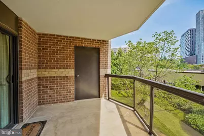 8360 Greensboro Drive #208, McLean, VA 22102 - Photo 50