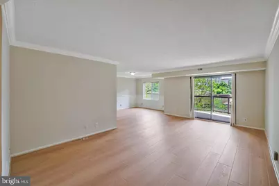 8360 Greensboro Drive #208, McLean, VA 22102 - Photo 12