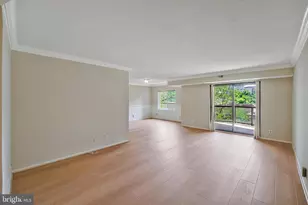 8360 Greensboro Dr, McLean, VA 22102 - Photo 12