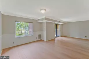 8360 Greensboro Dr, McLean, VA 22102 - Photo 16