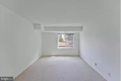 8360 Greensboro Drive #208, McLean, VA 22102 - Photo 32