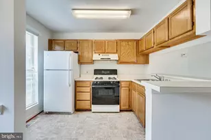6628 High Valley Ln, Alexandria, VA 22315 - Photo 10