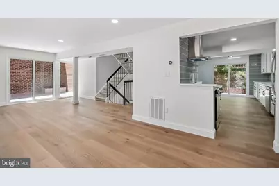 2121 Cabots Point Lane, Reston, VA 20191 - Photo 8