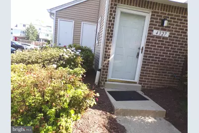 4327 Pembrook Village Drive #20, Alexandria, VA 22309 - Photo 2