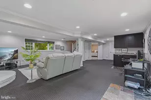 12006 Wayland St, Oakton, VA 22124 - Photo 24