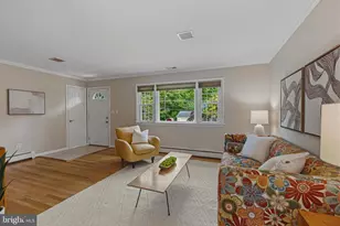 12006 Wayland St, Oakton, VA 22124 - Photo 6