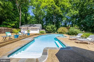 12006 Wayland St, Oakton, VA 22124 - Photo 32