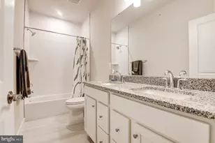 2127 Glacier Rd, Herndon, VA 20170 - Photo 36
