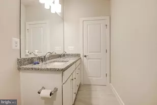 2127 Glacier Rd, Herndon, VA 20170 - Photo 38