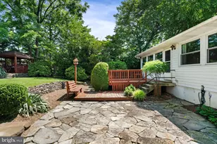 7222 Wayne Dr, Annandale, VA 22003 - Photo 34