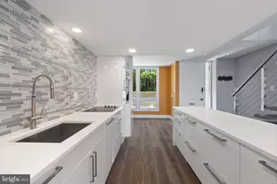 1620 Chimney House Rd, Reston, VA 20190 - Photo 8