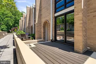 1620 Chimney House Rd, Reston, VA 20190 - Photo 4