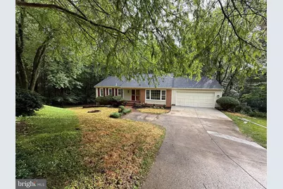 7937 Saint George Court, Springfield, VA 22153 - Photo 2