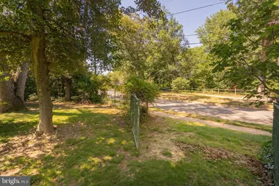 2101 Woodmont Road, Alexandria, VA 22307 - Photo 10