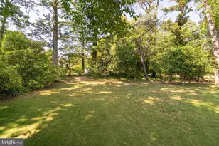 2101 Woodmont Rd, Alexandria, VA 22307 - Photo 4