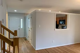 12632 Victoria Station Ct, Fairfax, VA 22033 - Photo 8