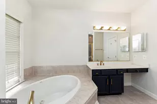 7489 Carriage Hills Dr, McLean, VA 22102 - Photo 28
