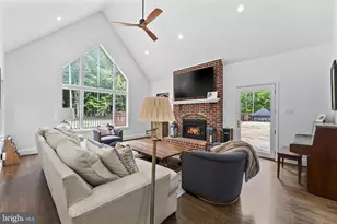 8015 Eddy Bend Trail, Fairfax Station, VA 22039 - Photo 26
