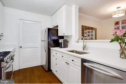 5563 Seminary Road #406, Falls Church, VA 22041 - Photo 10