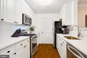 5563 Seminary Rd, Falls Church, VA 22041 - Photo 8