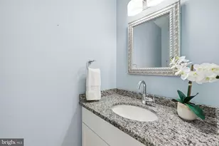 11124 Glade Dr, Reston, VA 20191 - Photo 14