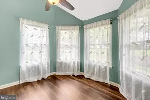 5632 Willoughby Newton Dr, Centreville, VA 20120 - Photo 10
