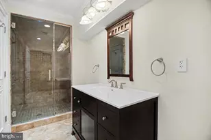5985 St Catherines Ln, Lorton, VA 22079 - Photo 32