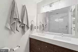 9235 Northedge Dr, Springfield, VA 22153 - Photo 10