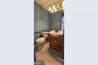 6022 Forrest Hollow Lane, Springfield, VA 22152 - Photo 10