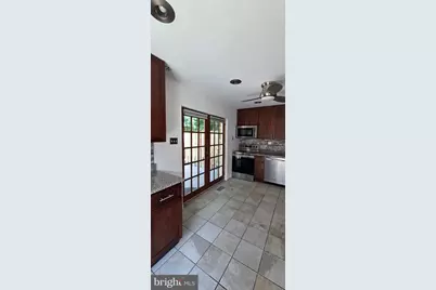 6022 Forrest Hollow Lane, Springfield, VA 22152 - Photo 14