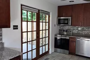 6022 Forrest Hollow Ln, Springfield, VA 22152 - Photo 14