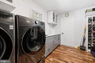 1416 Rosewood Hill Dr, Vienna, VA 22182 - Photo 24