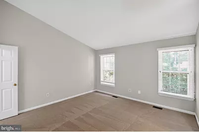 4277 Fox Lake Drive, Fairfax, VA 22033 - Photo 14